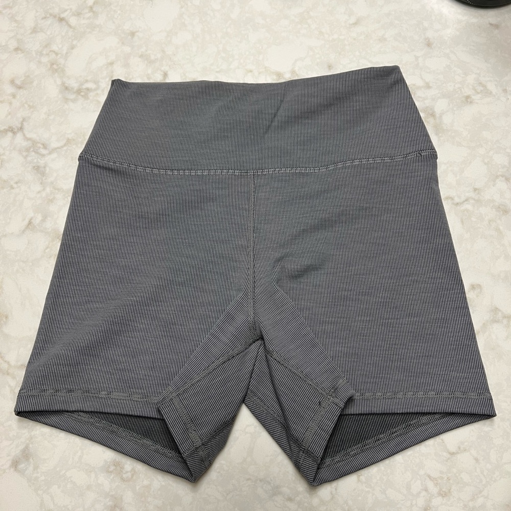 Fleo True High Shorts, medium